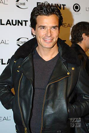 016_antoniosabatojr_flaunt_cavalliparty04